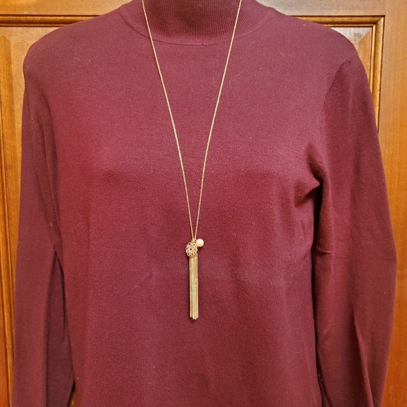 Necklace - Picture 3 of 4